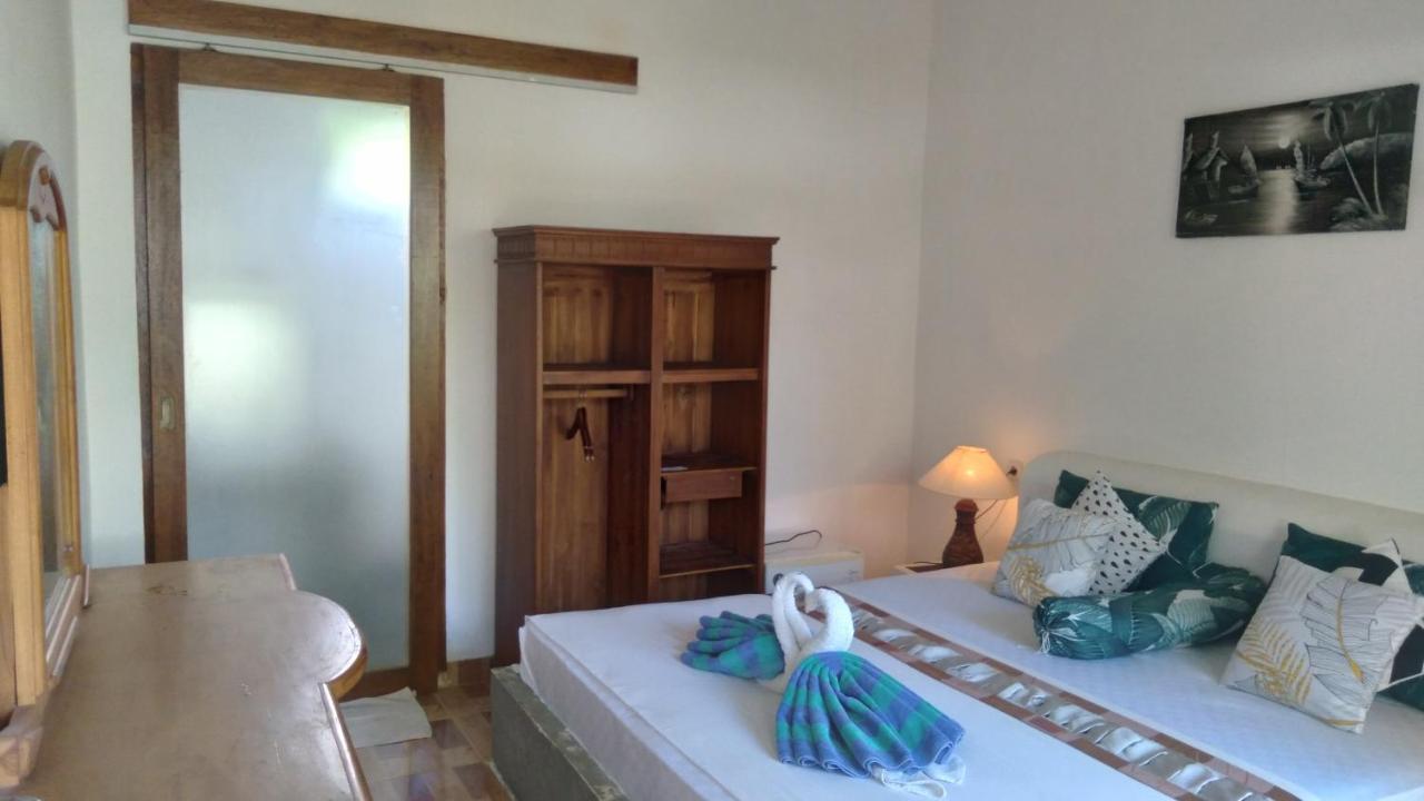 Palm Trees Villas Gili Air Exterior foto