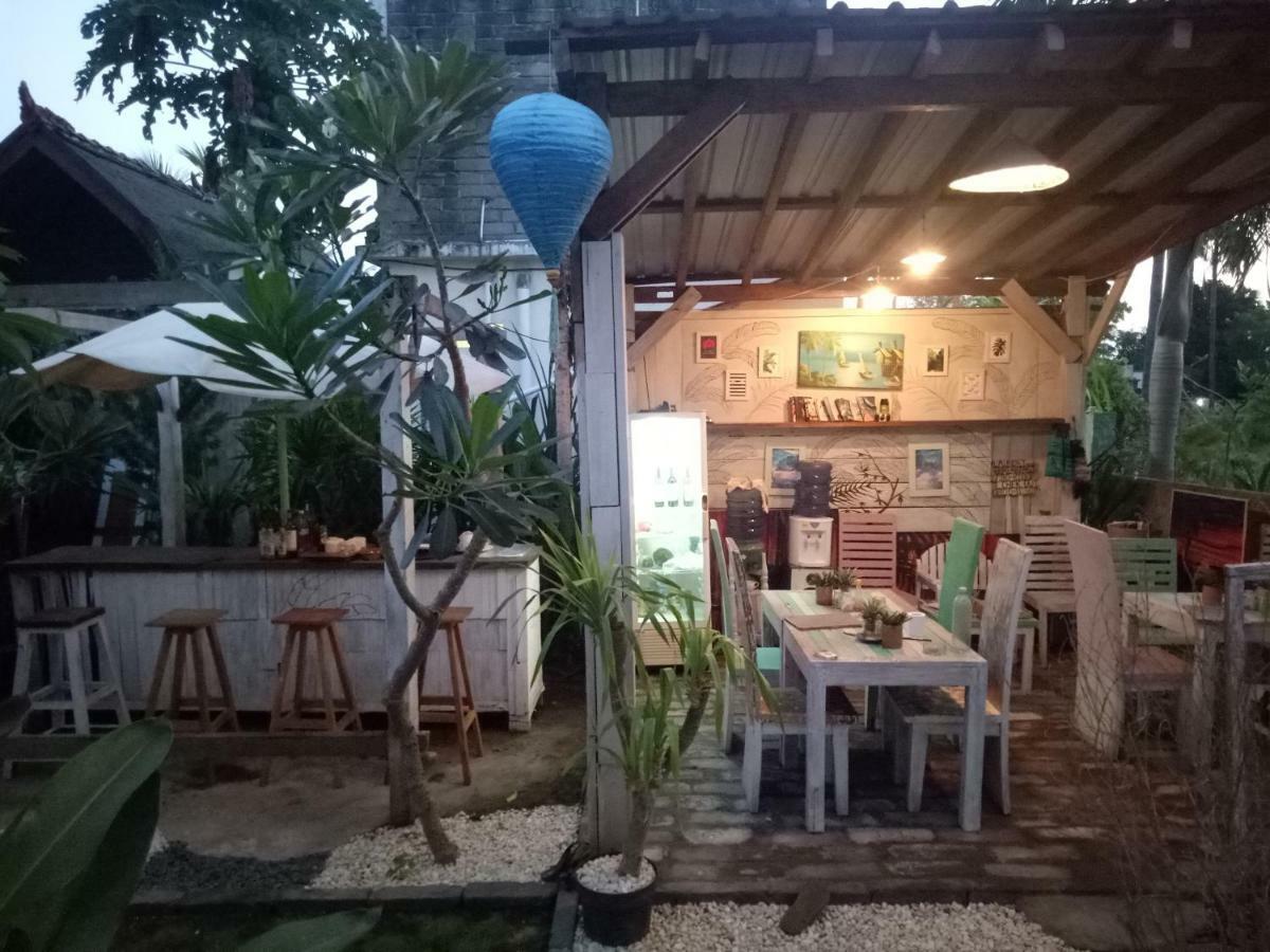 Palm Trees Villas Gili Air Exterior foto
